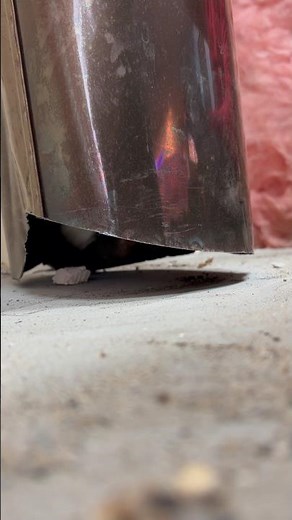 Accidental demonstration of how a fireplace draft works..