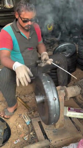 Iron Wheels Manufacturing #shorts #smartestworkers #genius #viral