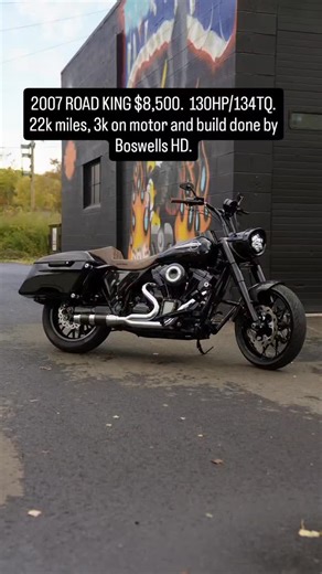 custom Hog Garage on Instagram: "2007 ROAD KING $8,500. 130HP/134TQ. 22k miles, 3k on motor and build done by Boswells HD. Have all receipts. Financing available. - 110ci BIG BORE KIT - SE PORTED HEADS - WOODS 999 CAMS - SE 58mm THROTTLE BODY - S&S AIR CLEANER - D&D 2 INTO 1 EXHAUST W/ CARBON FIBER - BARNETT CLUTCH - POWER VISION TUNED - 14” LEGEND ARC REMOTE RESERVOIR REAR SHOCKS - PROGRESSIVE CARTRIDGE FRONT SUSPENSION - 1” FORK TUBE EXTENSIONS - GALFER FRONT AND REAR ROTORS - UPGRADED BREMBO 