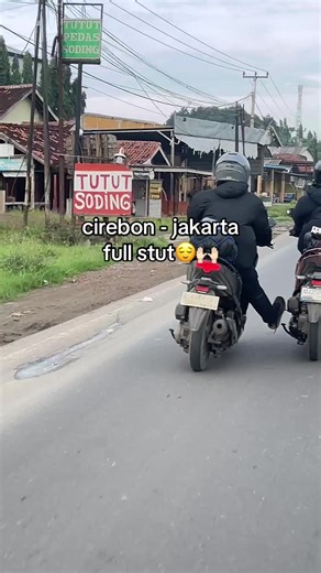 Vario Pink: Modifikasi dan Stut Cirebon-Jakarta