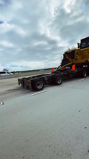 Oversized Load Wheel tractor-Scraper Caterpillar 657G #Peterbilt #Oversized #Caterpillar #18Wheels | คนรักรถบรรทุกและเครื่องจักรหนัก