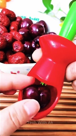 Top 3 Fun Kitchen Gadgets that will make cooking easy and exciting! #gadgetlovers