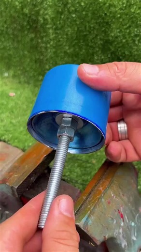 Weird Stranger Interactions: Unexpected Conversations