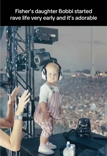 FISHER's Daughter Bobbi Joins Him On Stage