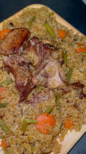 Cette recette de riz carotte haricot vert est incroyablement bonne | Assaisonnementyiaya