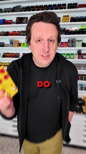 The Double Dragon Lo-Fi Octave Device is built on shoulders of 40-50 year old analog octave divider technology. This is the same technology that gave us the MXR Blue Box, DOD Octoplus, the Boss OC-2, Ibanez OT10, Electro Harmonix Micro-Synth, and other circuits that synth designers helped inspire. Pre-DSP. Pre-precision. All analog warmth. 🐉 | JHS Pedals