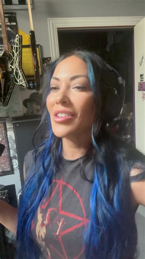 Friday night is for screamin'! | Carla Harvey