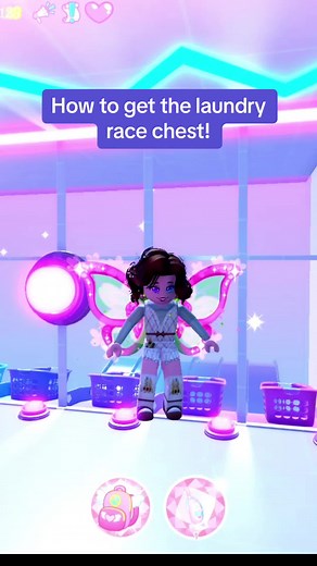 Royale High Laundry Race: Get the Chest!
