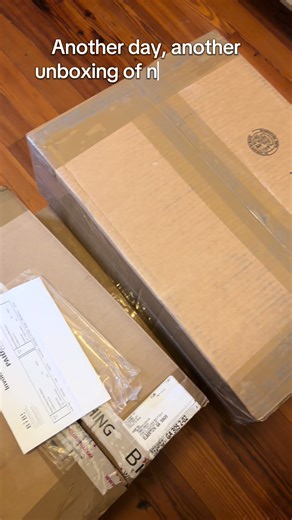 A try on haul of everything will be posted tomorrow, so make sure to check it out!! #peachpetuniaboutique #boutique #newarivals