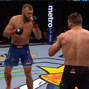 232K views · 233 shares | FREE FIGHT! Throw to when Donald "Cowboy" Cerrone finished Platinum Mike Perry in 1️⃣ round #UFC246 | UFC | Facebook