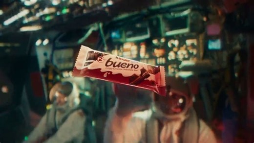 kinder bueno super bowl 2026 pre‑release: yes bueno (feat. william fichtner) 🍫🏈✨