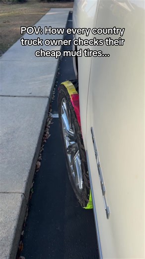 It's just how they do it #trucks #squattedtrucks | truck