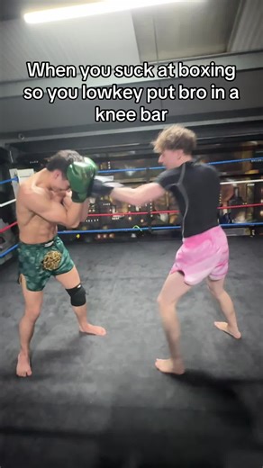 Understanding Sparring Techniques in MMA and BJJ