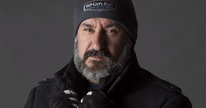 How to Do Cross/Rembrandt Lighting with One Light