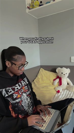 🚨REMEMBER the UCAS deadline is Wednesday 14 January at 6pm 🚨 While you’re at it, remember to list us as one of your options - UCAS code H60 🥹🙏 #UCAS #univeristy #UCASdeadline #fyp