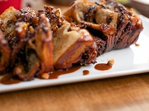 Chocolate Hazelnut Pull-Apart Bread