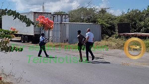 68K views · 761 reactions | Detenshon di 4 hòmber ku a kibra na un kas den aria di Zeelandia.A haña algun prenda ku varios kos mas benta riba nan kaminda di eskape. | TeleCuraçao MultiMedia | Facebook