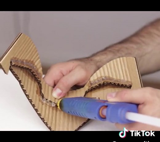 DIY Iron Man Arms Tutorial with Cardboard Boxes