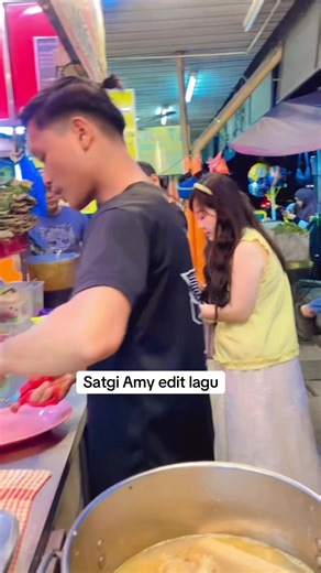 Amy Fazlin Empire (@amyfazlin_jeffry)’s videos with Mukbang - Sweet Orange Music