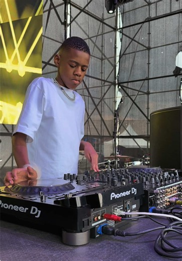 Anele x Beekay dance mix DJ ArchJnr