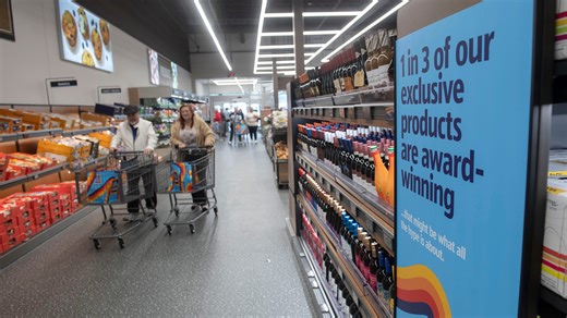 New Aldi store opens on Ninth Avenue in Pensacola. Take a look