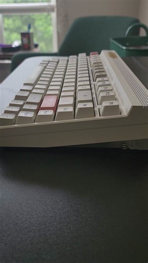 Moondrop Dash keyboard typing test. #keyboard #typing #moondrop #typingasmr #asmr #tech #linearswitches #mechanicalkeyboard