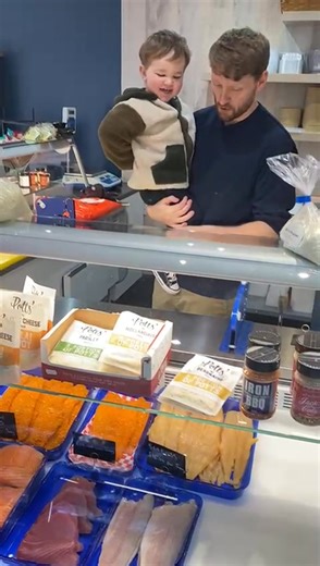 Seeing as he did such a good job in the summer, I’ve got my wee helper back! 🐟 🫡 | The Plaice