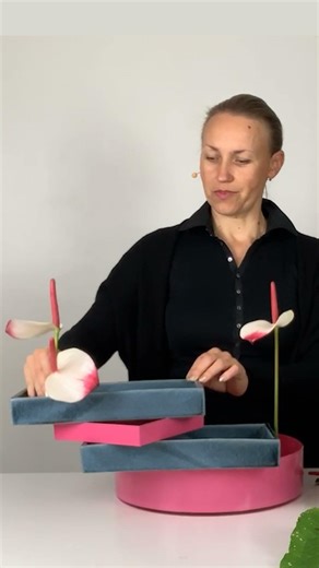 Have you ever tried stacking multiple vases in an ikebana arrangement?