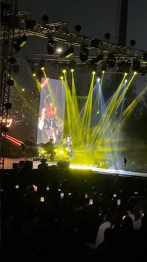 Darating Din By TJ Monterde | Abu Dhabi Concert #tjmonterde #kztandingan #sarilinatingmundo #shorts