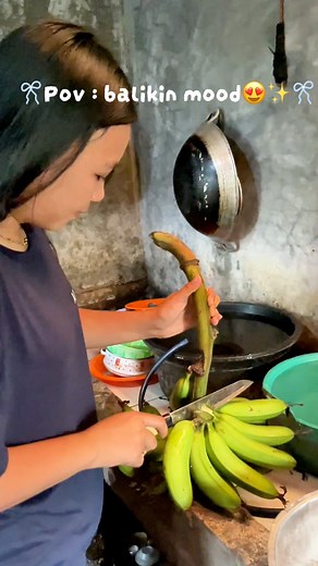 Mood sekacau apapun kal ada pisang karu odohhh,auto ba bunga bunga😆#fyp #adayinmylife #mmamatthew #fyp #manadopunya | Chika Palit