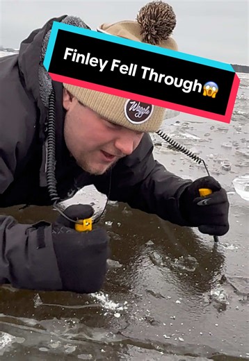 Fin giving a demonstration on how to use ice picks🧊🥶 #icefishing #fishtok #fishingcontent #fyp #viralvideo