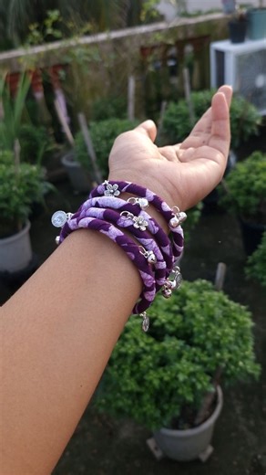 DIYA PINKY on Instagram: "Hand made fabric bangles #diybangles #handmade #diy"