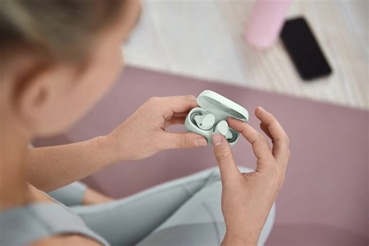 Jabra's Elite 4 Active earbuds add ANC and better sweat resistance