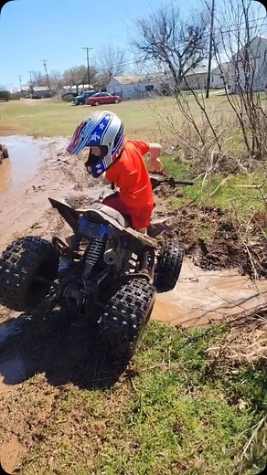 161 Powersports on Instagram: "💪!** 🏆 Watch this little legend pull an **Apollo Blazer 125cc** out of the mud like a total boss! 🙌 💥 **125cc of pure fun** 💥 **Built for adventure, no matter the age** 💥 **Mud, sweat, and no fear!** **Drop a ❤️ if this kid just inspired your next ride!** **Tag someone who needs to see this little warrior in action!** 💬 **Comment below**: Who’s tougher—the kid or the Apollo Blazer? 😂 Follow us for more epic moments, big and small! ⚡ #ApolloBlazer #LittleLeg