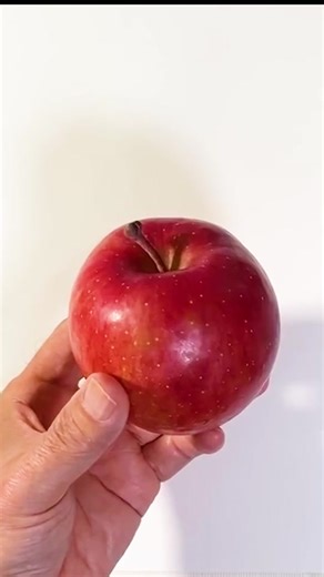 リンゴを描いてみるよ！🍎 #tiktok教室 #お絵描き #おうちで過ごし隊 #水彩 #初心者 #絵の具
