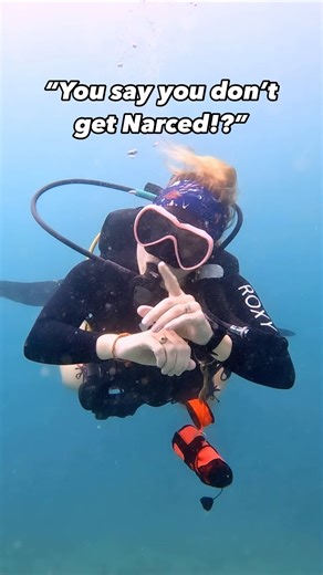 Anyone else had this feeling!? 😵‍💫🪸 So, what is Nitrogen Narcosis? 🤿💦 It’s this is little buzz you might feel while scuba diving at deeper depths. It happens because the nitrogen in the air you breathe underwater gets squeezed under pressure, making you feel a bit loopy, like you’ve had a drink or two 🥴 Wearing @dive1_scuba 🏝 Gili Trawangan, Indonesia 🤿 @mantadivegilit #ssidivemaster #divemaster #scuba #scubadive #scubadiver #ssi #divessi #wearessi #mantadivegilit #gilit #gilitrawangan #