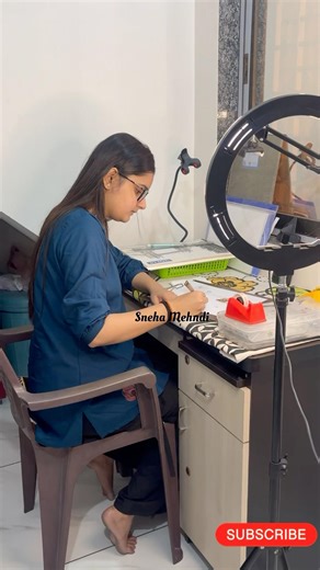 Learn Mehndi from Basic to Advance Offline Class in Surat + FREE Henna Kit 🎁Enroll Now