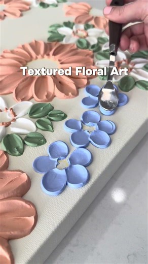 How to create small texture flowers, using modeling paste