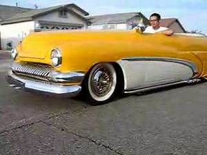 floating hubcaps. fuck spinners!