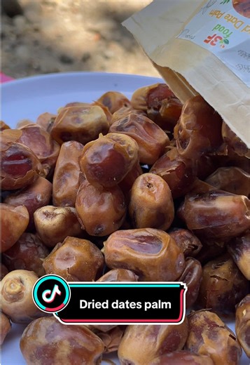 Sweet Dried Dates: A Delicious Treat
