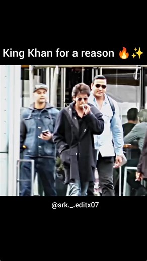 SRK Smoking Scene 🥶🔥 | King Khan Savage Attitude #Shorts #shahrukh_khan #attitude #viral