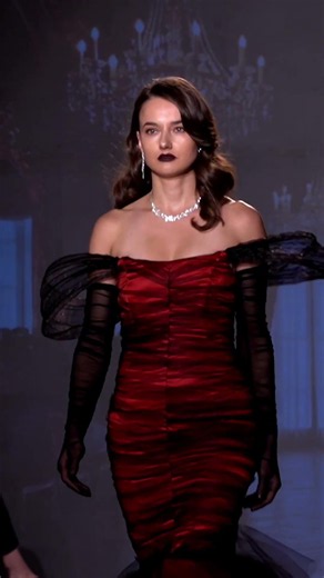 Day 4 at #VFW: The Runway’s Boldest Designs! ✨