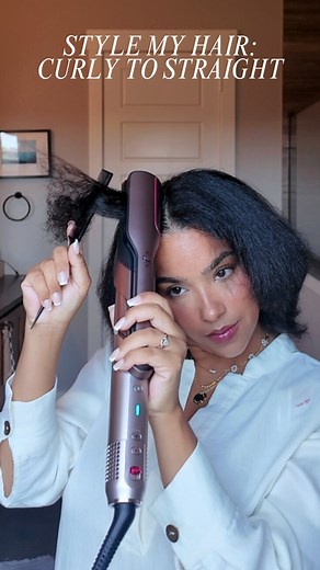 Jade Kendle Godbolt | Beauty & Mom Influencer on Instagram: "#SponsoredBySharkBeauty With the Shark FlexFusion I can go from wet to straight, getting a hot tool finish without the hot tool damage! @sharkbeauty is doing it’s big one with the new #SharkFlexFusion"