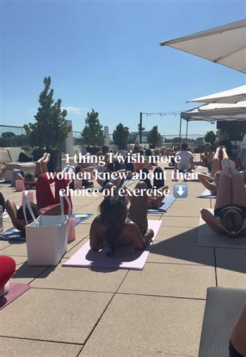 Ladies, your hormones change every week… so why are you exercising the exact same way every day? 👀 Your nervous system, energy levels, recovery capacity, and hormone production fluctuate throughout your cycle. What feels amazing one week may leave you exhausted, inflamed, or burned out the next. Learning to work with your hormones instead of against them can improve energy, recovery, mood, performance, and overall hormone health. ✨ The goal isn’t to do less—it’s to do what your body needs in th