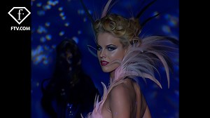 Iconic 1997 collection of Thierry Mugler is inspired by his reflections on the relationship between people, nature and clothing. This time the designer fused women with insects. The clothes in the collection are fitted with feelers, butterfly wings and black glasses that are reminiscent of insect eyes. Manfred Thierry Mugler | FashionTV