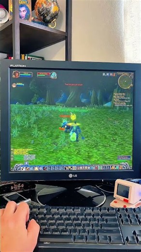 Old school WoW gameplay on my retro Alienware PC setup #wowclassic #pcgaming #worldofwarcraft