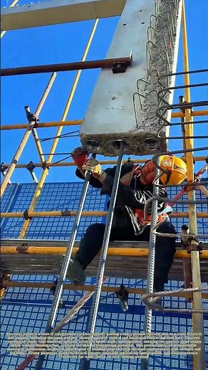 Guiding Precast Slabs: How Workers Thread Panels Through Reinforcing Steel Bars