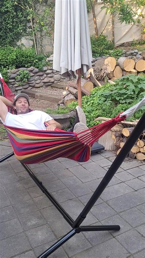 Soporte desarmable más hamaca para disfrutar un descanso donde quieras...