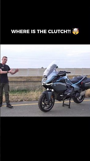 This BMW has NO CLUTCH?! 🤯 (R1300 RT) #bmwmotorrad