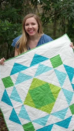 The one-block-wonder Paradigm Quilt!! If you love a big, bold quilt block this pattern is for you!